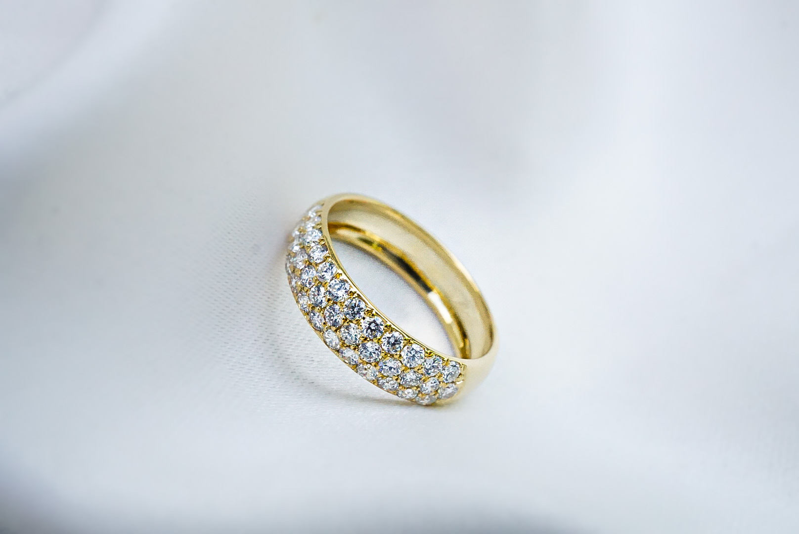 Golden Triad Eclat Ring